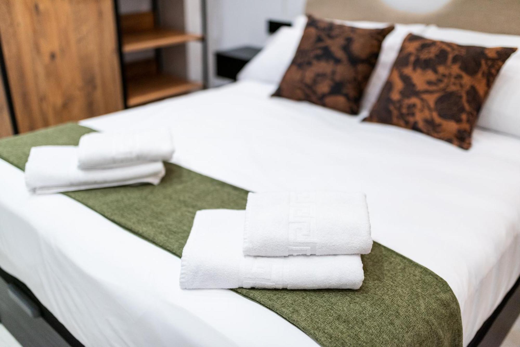 Albahaca Haven Luxury Center Apartment Гранада Екстериор снимка