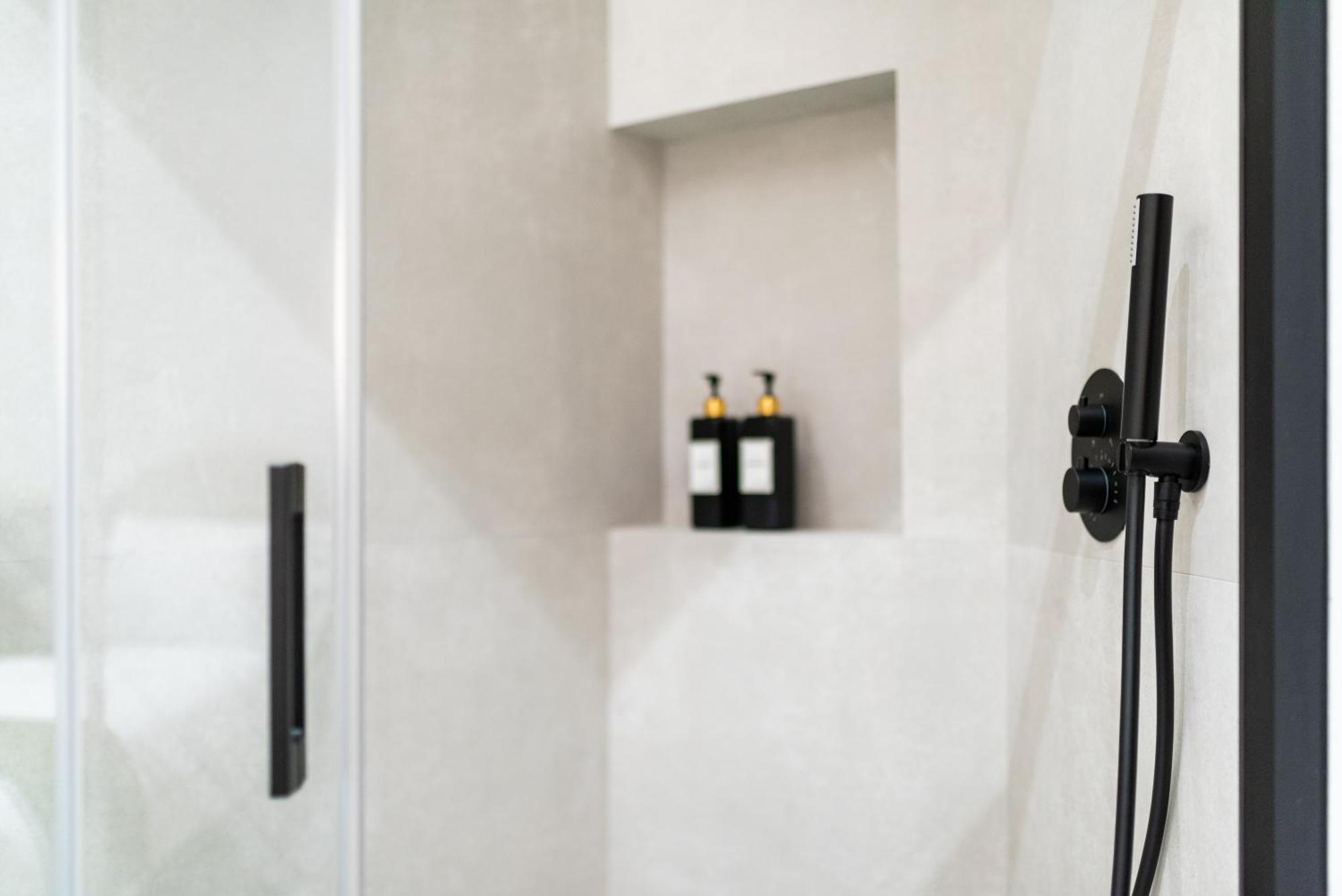 Albahaca Haven Luxury Center Apartment Гранада Екстериор снимка